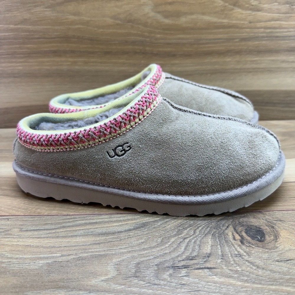 UGG Tasman Slippers Big Kids Size 4 Beachwood Suede Shearling Sherpa Lined